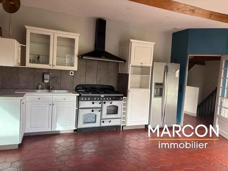 Maison - 175 m² - 6 pièces