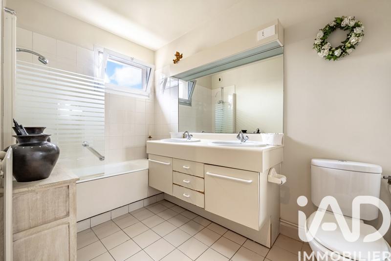 Appartement - 102 m² - 5 pièces