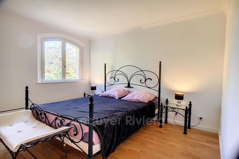 Maison - 288 m² - 6 pièces