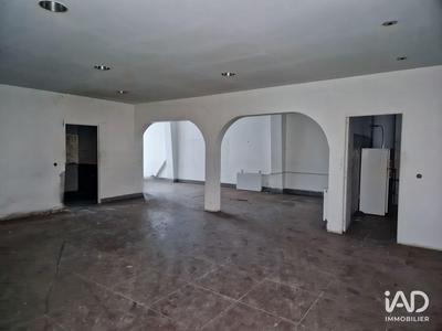 Local commercial - 1 990 m²