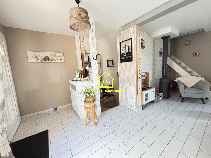 Maison - 83 m² - 5 pièces