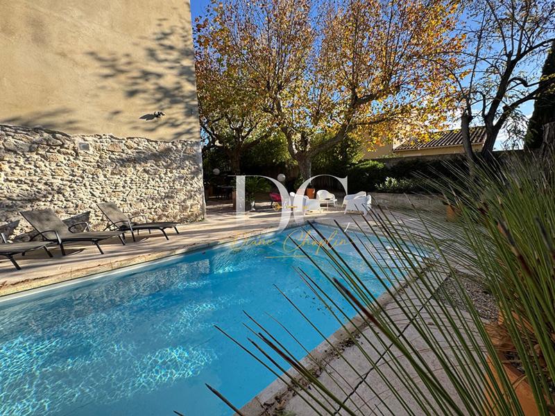 Maison ancienne - 322 m² - 10 pièces