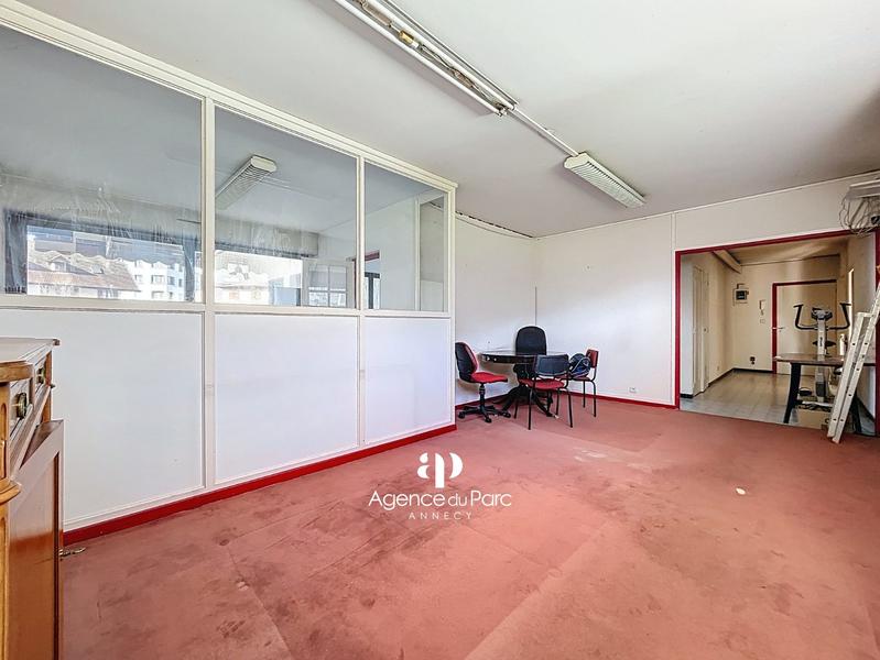 Appartement - 102 m² - 4 pièces