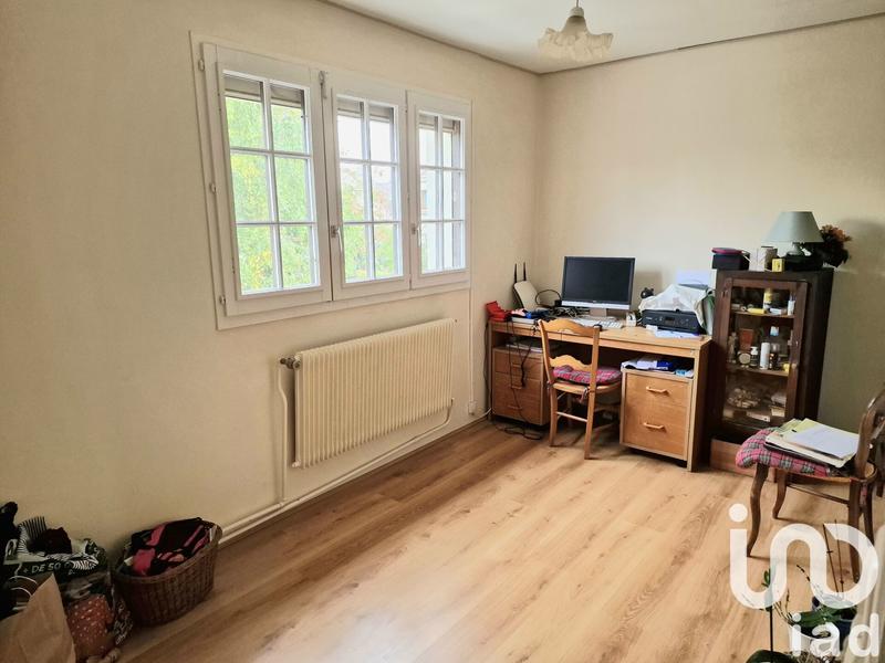 Maison - 172 m² - 9 pièces