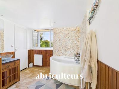 Maison - 140 m² - 7 pièces