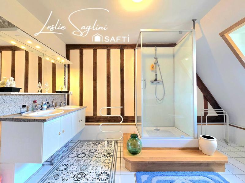 Propriété - 280 m² - 7 pièces