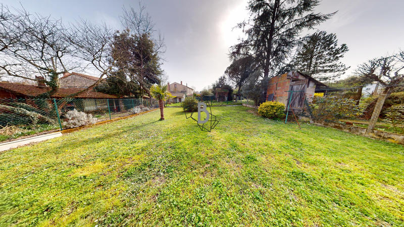 Maison - 90 m² - 3 pièces