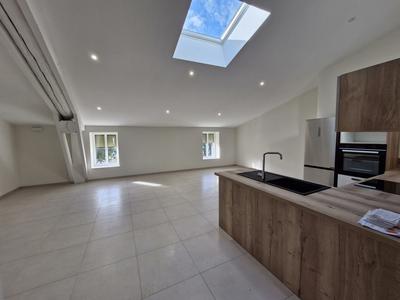 Appartement - 110 m² - 4 pièces