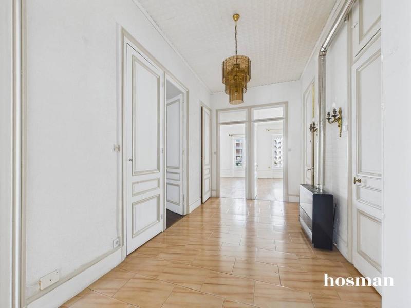 Appartement - 105 m² - 4 pièces