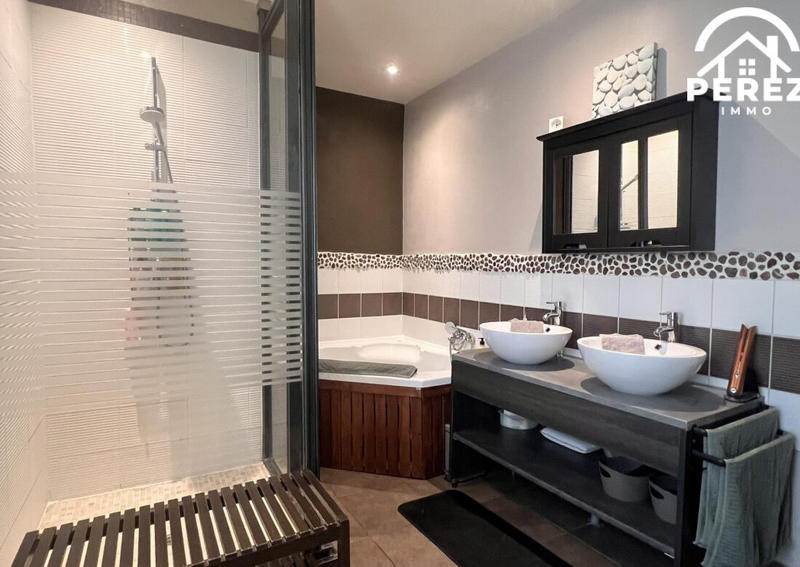 Maison - 130 m² - 5 pièces