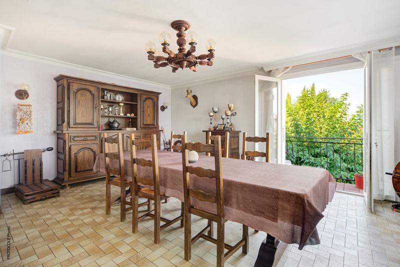 Maison - 217 m² - 7 pièces