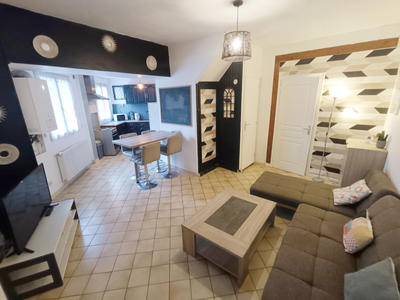 Maison - 80 m² - 5 pièces