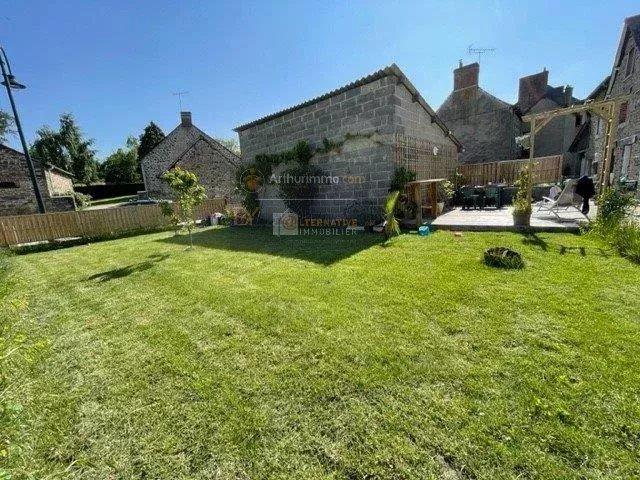 Maison - 88 m² - 4 pièces