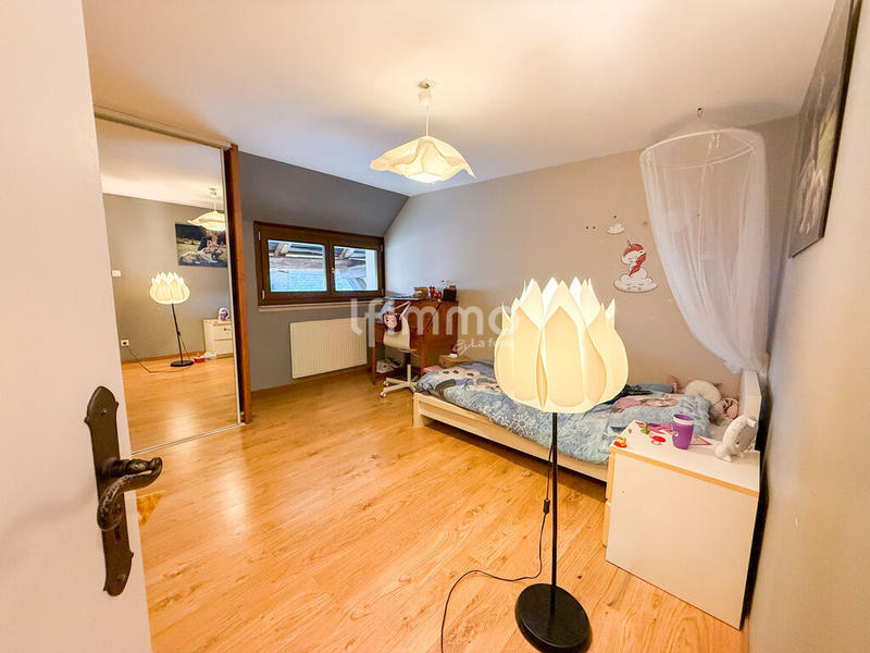 Maison - 283 m² - 7 pièces