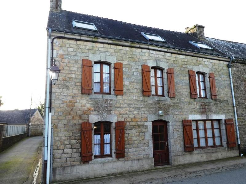 Maison en pierre - 142 m² - 8 pièces