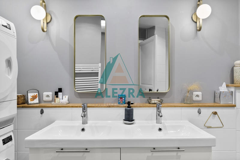 Appartement - 83 m² - 4 pièces