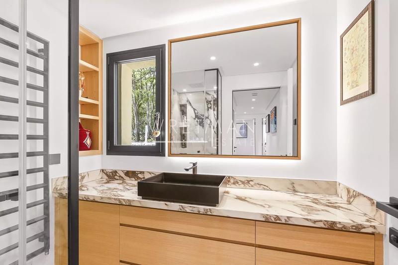 Villa - 190 m² - 7 pièces