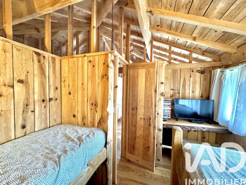 Maison de maîtres - 200 m² - 8 pièces