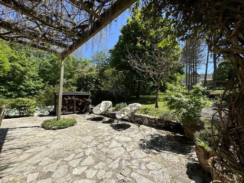 Maison traditionnelle - 135 m² - 5 pièces