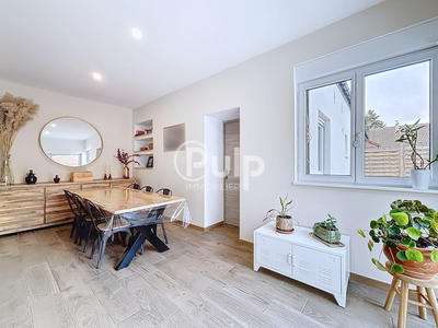 Maison - 120 m² - 4 pièces