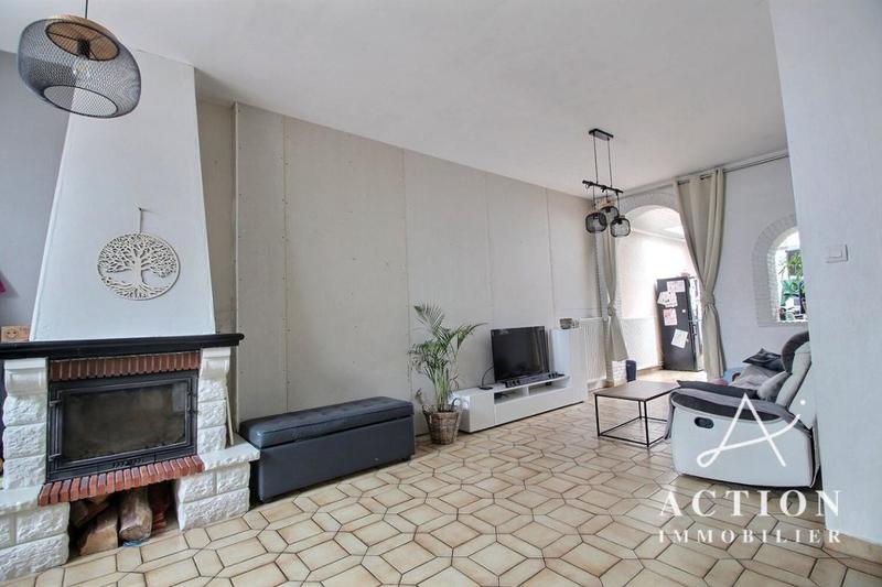 Maison - 88 m² - 4 pièces