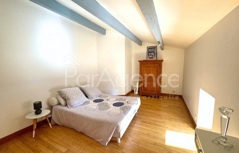 Maison - 189 m² - 6 pièces