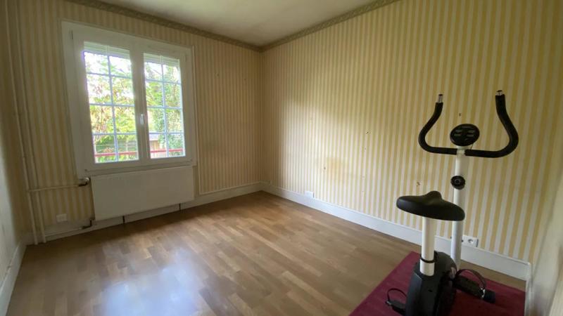 Maison - 162 m² - 9 pièces