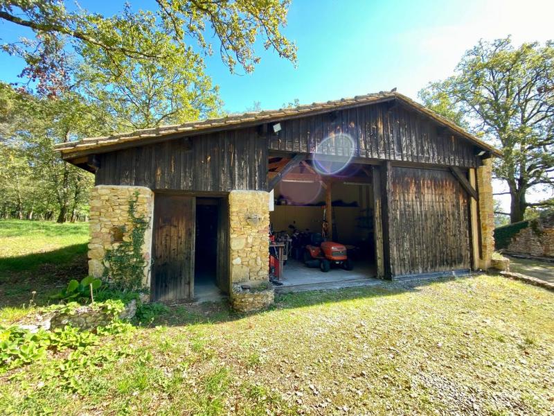 Propriété - 105 m² - 4 pièces