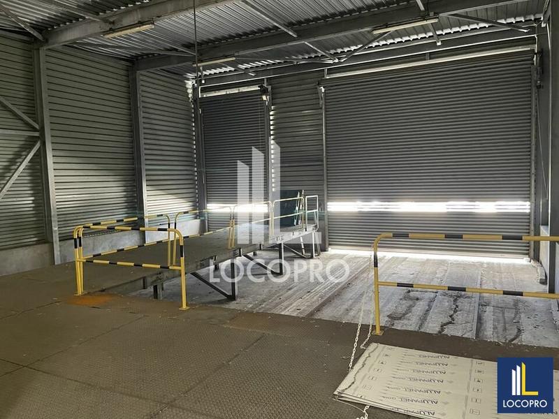 Local d'activité / Entrepôt - 3 000 m²