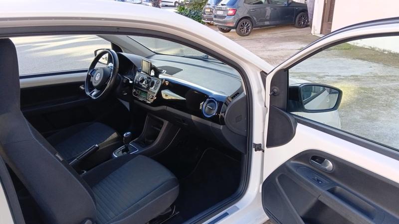 Volkswagen Up! 1.0 60 Asg5 Série Cup