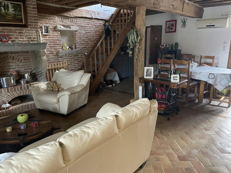 Maison - 206 m² - 7 pièces