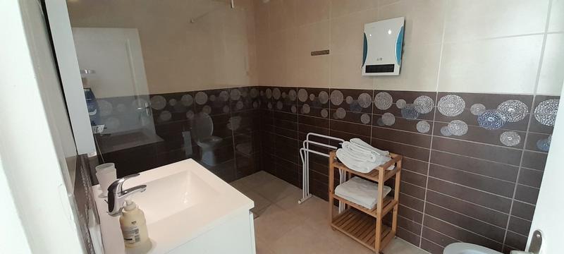 Maison - 284 m² - 8 pièces