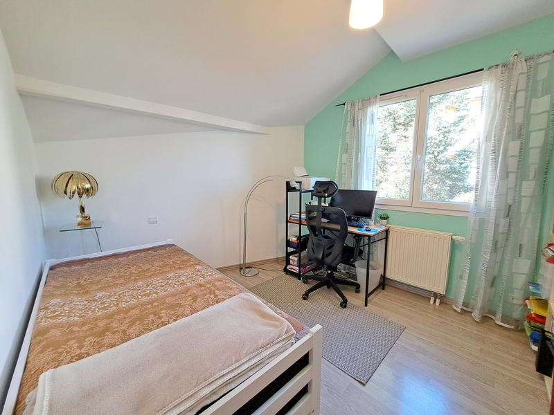 Appartement - 203 m² - 6 pièces