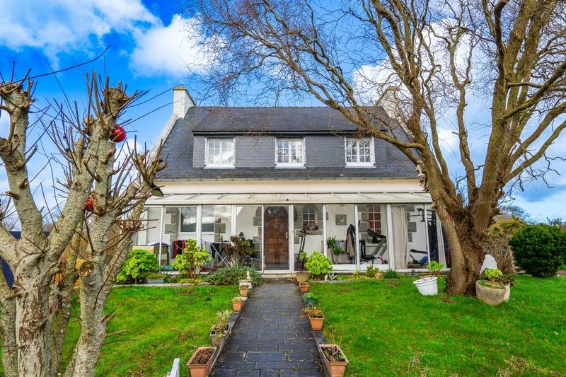 Maison - 140 m² - 7 pièces