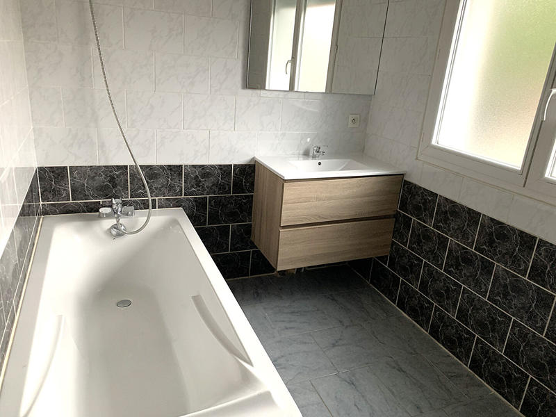 Local commercial - 162 m² - 1 pièce