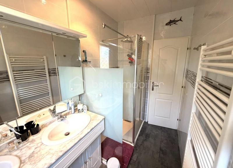 Maison - 105 m² - 4 pièces