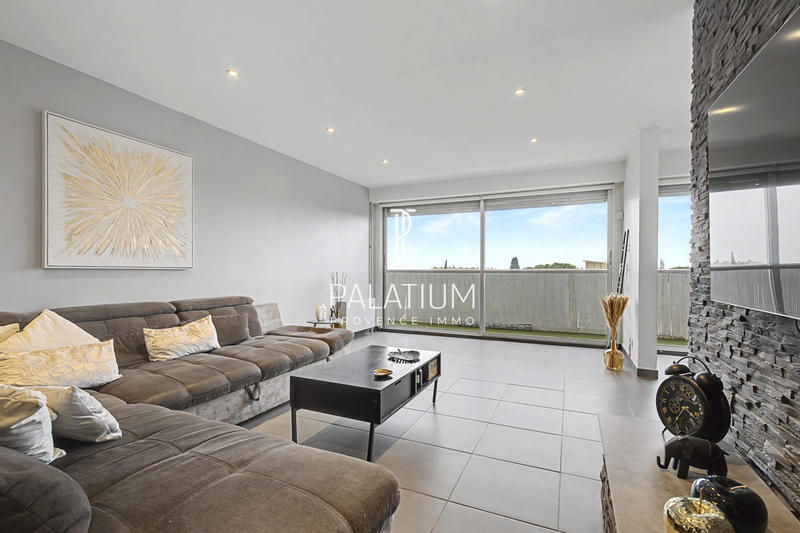 Appartement - 93 m² - 4 pièces