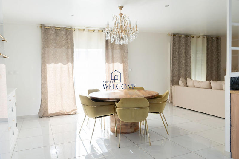 Maison - 135 m² - 5 pièces