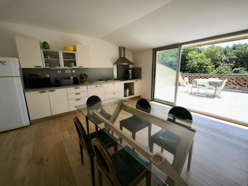 Demeure - 424 m² - 11 pièces