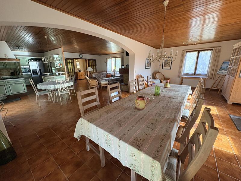 Villa - 155 m² - 6 pièces
