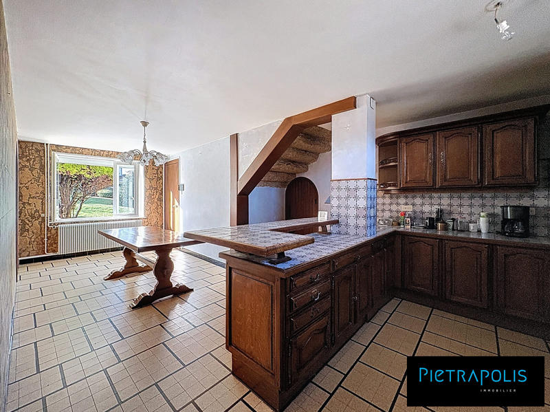 Appartement - 80 m² - 4 pièces