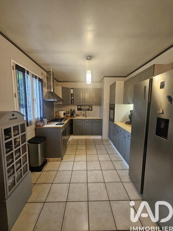 Maison - 98 m² - 5 pièces