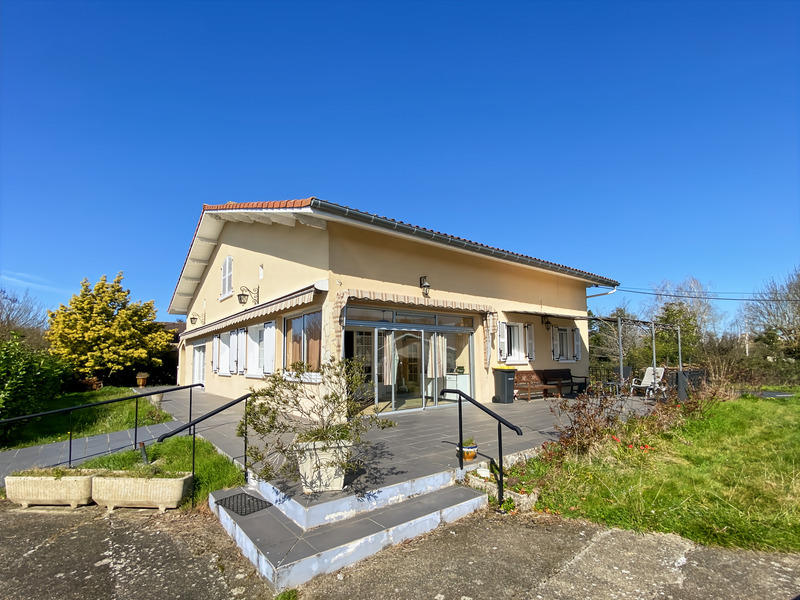 Maison - 192 m² - 6 pièces