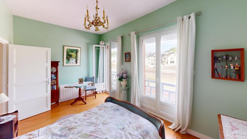 Maison de ville - 110 m² - 6 pièces