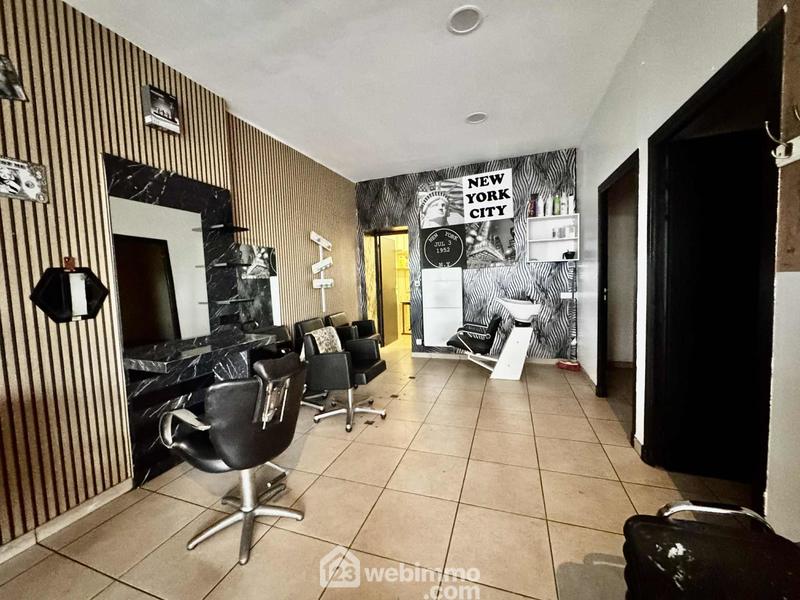 Immeuble - 186 m² - 6 pièces