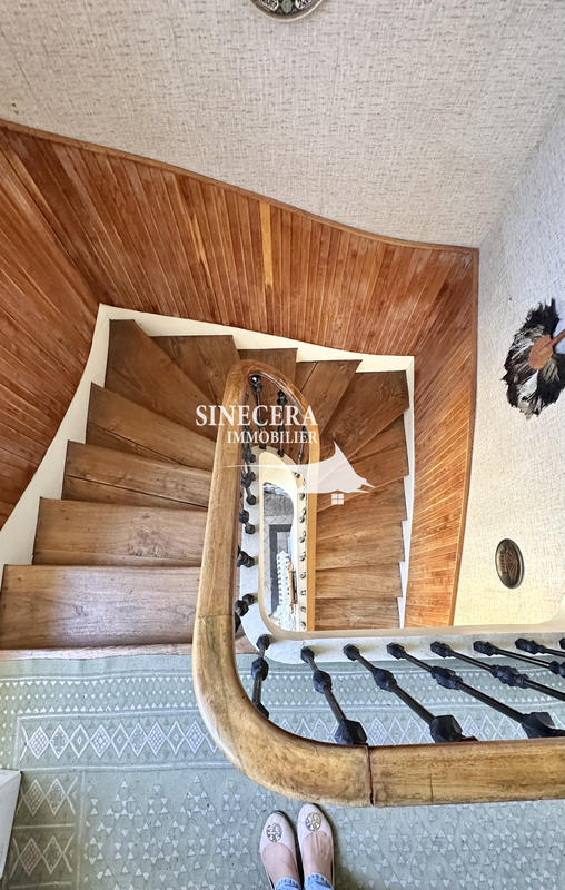 Maison - 140 m² - 9 pièces