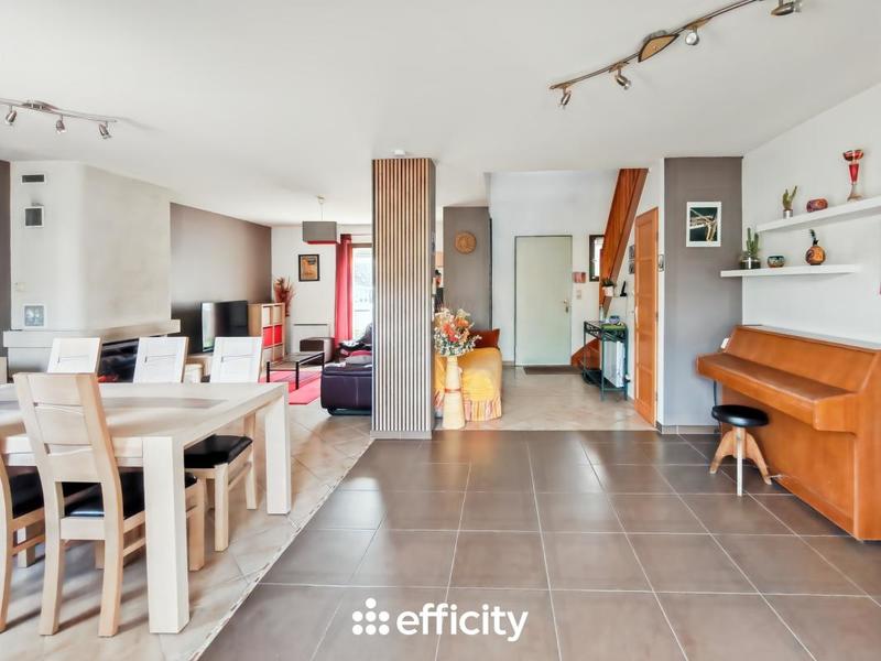 Pavillon - 145 m² - 7 pièces