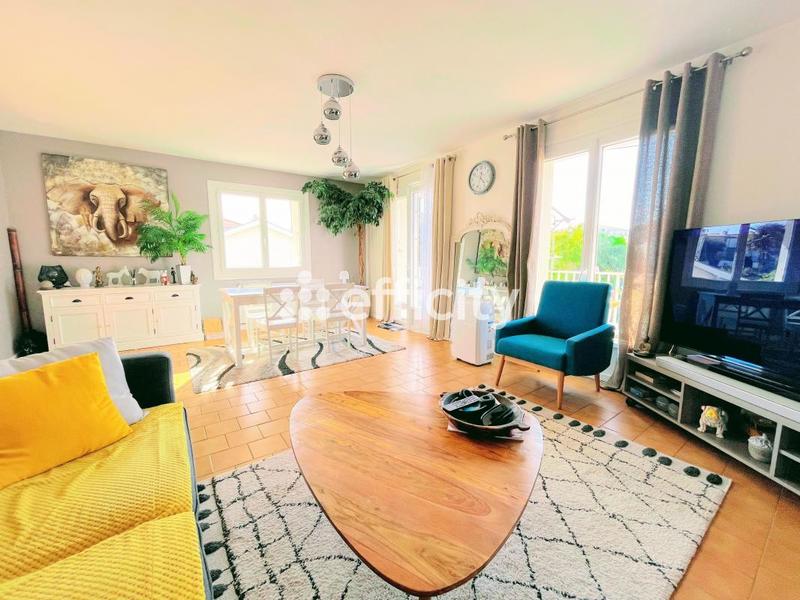 Appartement - 106 m² - 4 pièces