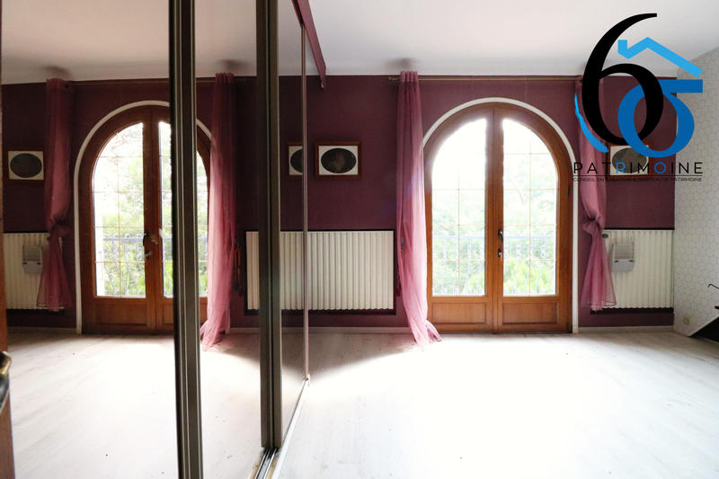 Maison - 130 m² - 7 pièces