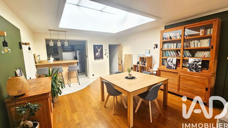 Maison de ville - 207 m² - 7 pièces